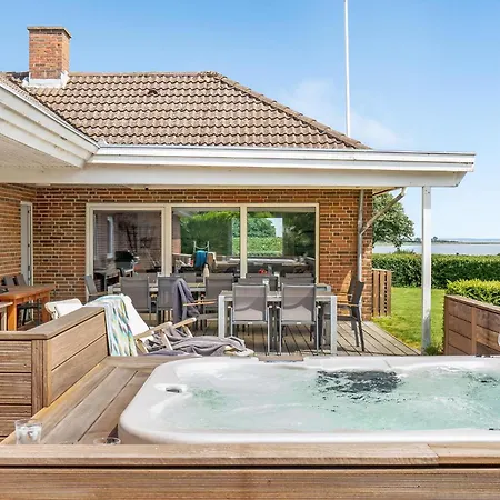 Semesterbostad Beautiful In With Wifi Haderslev